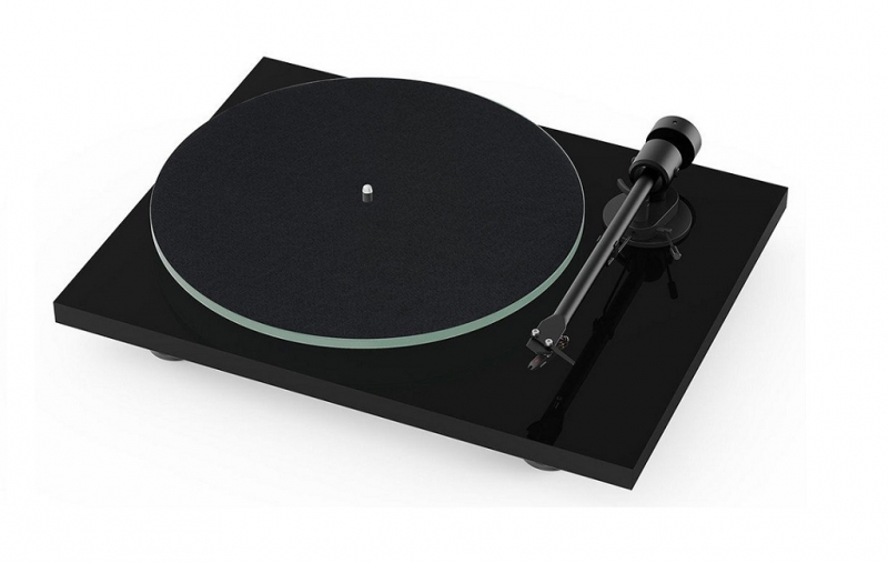 Pro-Ject T1 OM5e Piano Pro-Ject T1 OM5e Piano